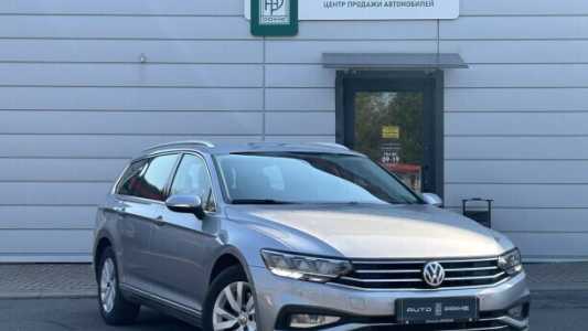 Volkswagen Passat B8 Рестайлинг, 2019, пробег 195000 км Volkswagen Passat B8 Рестайлинг, 2019, пробег 195000 км