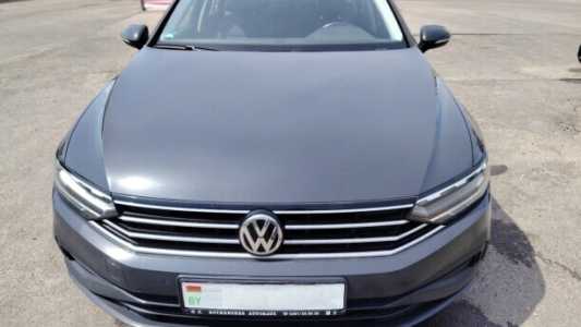 Volkswagen Passat B8 Рестайлинг, 2019, пробег 289000 км Volkswagen Passat B8 Рестайлинг, 2019, пробег 289000 км