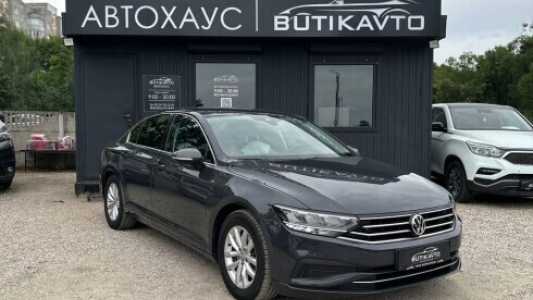 Volkswagen Passat B8 Рестайлинг, 2020, пробег 122470 км Volkswagen Passat B8 Рестайлинг, 2020, пробег 122470 км