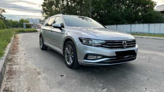 Volkswagen Passat B8 Рестайлинг, 2020, пробег 178000 км Volkswagen Passat B8 Рестайлинг, 2020, пробег 178000 км