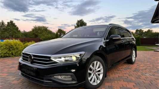 Volkswagen Passat B8 Рестайлинг, 2020, пробег 196000 км Volkswagen Passat B8 Рестайлинг, 2020, пробег 196000 км