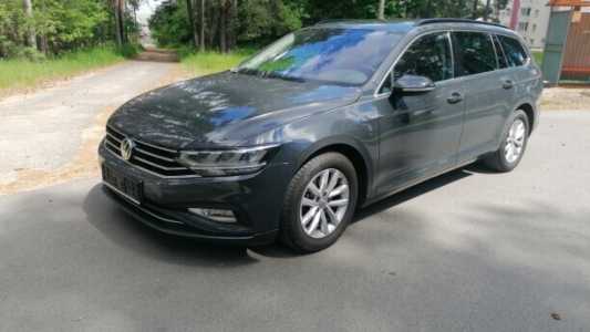 Volkswagen Passat B8 Рестайлинг, 2020, пробег 232000 км Volkswagen Passat B8 Рестайлинг, 2020, пробег 232000 км