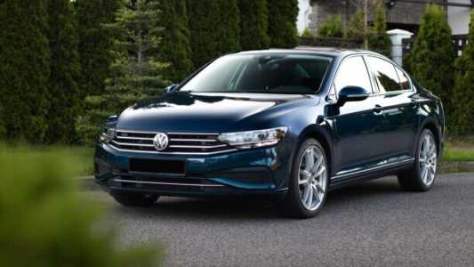 Volkswagen Passat B8 Рестайлинг, 2020, пробег 78500 км Volkswagen Passat B8 Рестайлинг, 2020, пробег 78500 км