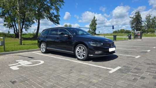 Volkswagen Passat B8 Рестайлинг, 2022, пробег 199500 км Volkswagen Passat B8 Рестайлинг, 2022, пробег 199500 км