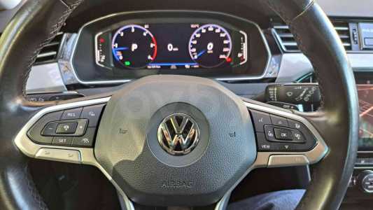 Volkswagen Passat B8 Рестайлинг