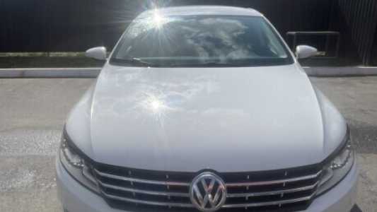 Volkswagen Passat CC I Рестайлинг, 2015, пробег 220000 км Volkswagen Passat CC I Рестайлинг, 2015, пробег 220000 км