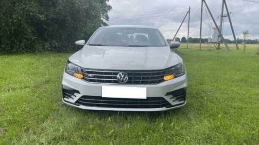 Volkswagen Passat (USA) I Рестайлинг, 2016, пробег 210000 км Volkswagen Passat (USA) I Рестайлинг, 2016, пробег 210000 км