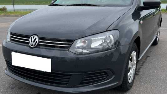 Volkswagen Polo Sedan I