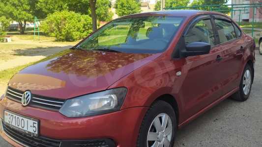 Volkswagen Polo Sedan I