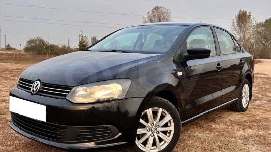 Volkswagen Polo Sedan I