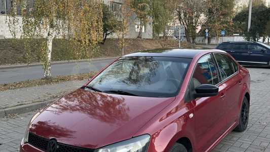 Volkswagen Polo Sedan I