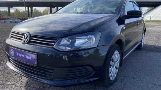 Volkswagen Polo Sedan I