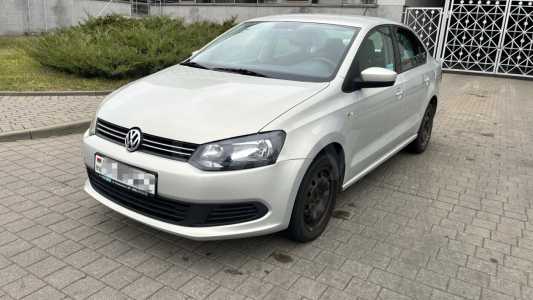 Volkswagen Polo Sedan I