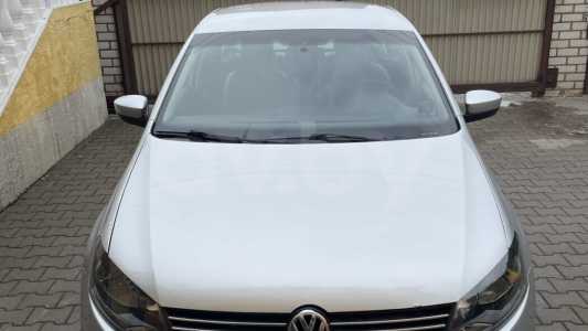 Volkswagen Polo Sedan I