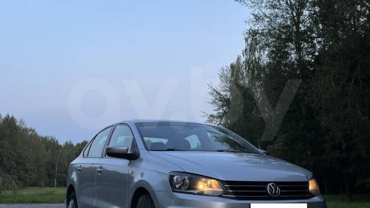 Volkswagen Polo Sedan I Рестайлинг