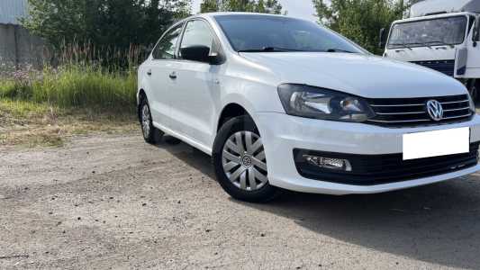 Volkswagen Polo Sedan I Рестайлинг