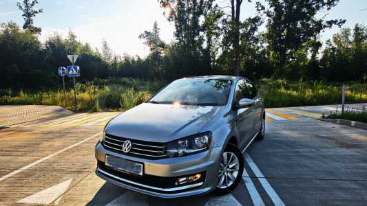 Volkswagen Polo Sedan I Рестайлинг