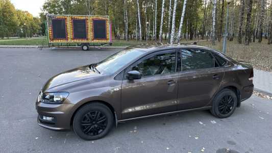 Volkswagen Polo Sedan I Рестайлинг