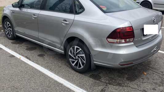 Volkswagen Polo Sedan I Рестайлинг