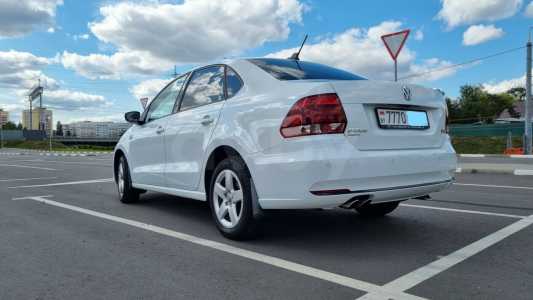 Volkswagen Polo Sedan I Рестайлинг