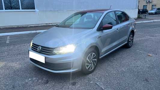 Volkswagen Polo Sedan I Рестайлинг