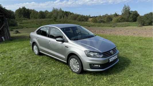 Volkswagen Polo Sedan I Рестайлинг