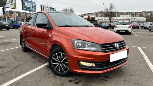 Volkswagen Polo Sedan I Рестайлинг