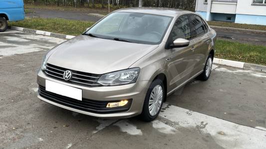 Volkswagen Polo Sedan I Рестайлинг