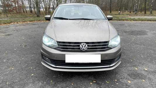 Volkswagen Polo Sedan I Рестайлинг