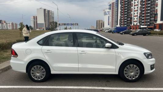 Volkswagen Polo Sedan I Рестайлинг