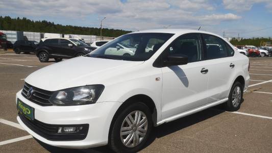 Volkswagen Polo Sedan I Рестайлинг