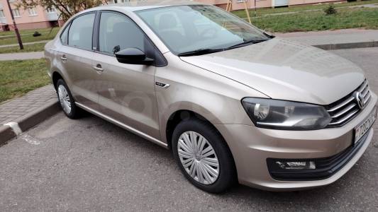 Volkswagen Polo Sedan I Рестайлинг