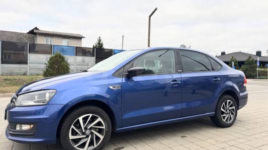 Volkswagen Polo Sedan I Рестайлинг