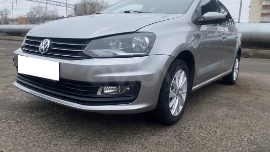 Volkswagen Polo Sedan I Рестайлинг