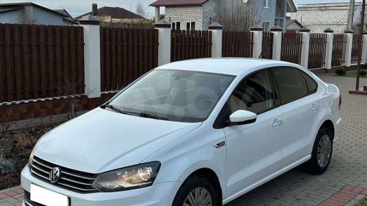 Volkswagen Polo Sedan I Рестайлинг