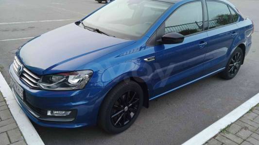 Volkswagen Polo Sedan I Рестайлинг