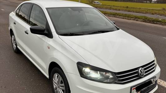 Volkswagen Polo Sedan I Рестайлинг