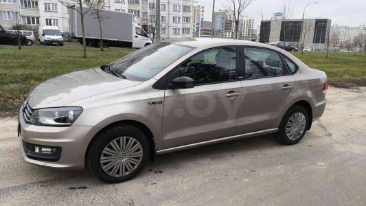 Volkswagen Polo Sedan I Рестайлинг