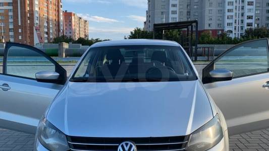 Volkswagen Polo Sedan I Рестайлинг