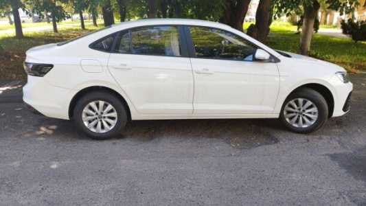 Volkswagen Polo Sedan II, 2025, пробег 4950 км