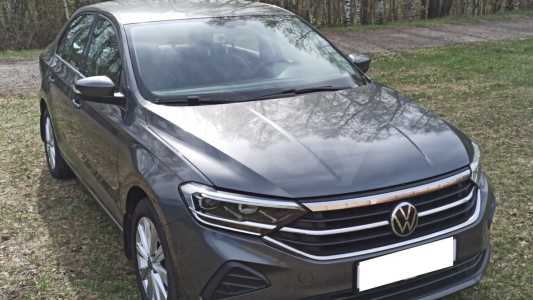 Volkswagen Polo Sedan II
