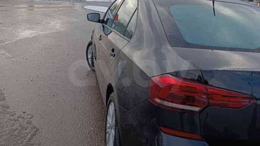 Volkswagen Polo Sedan II