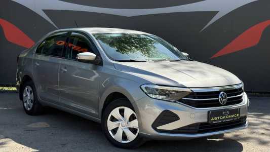 Volkswagen Polo Sedan II