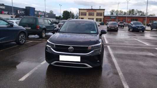 Volkswagen Taos , 2021, пробег 64000 км Volkswagen Taos , 2021, пробег 64000 км