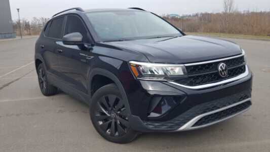 Volkswagen Taos , 2023, пробег 17200 км