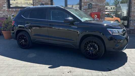 Volkswagen Taos  I