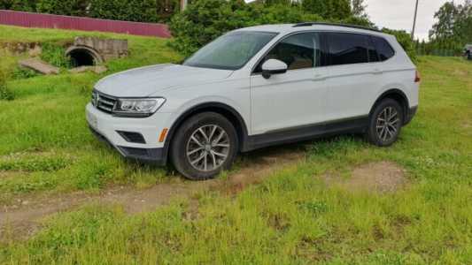 Volkswagen Tiguan Allspace II, 2018, пробег 85000 км Volkswagen Tiguan Allspace II, 2018, пробег 85000 км