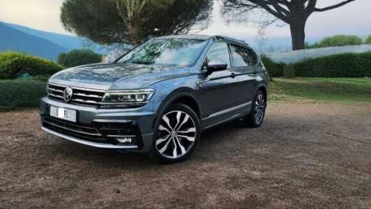 Volkswagen Tiguan Allspace II, 2019, пробег 68000 км Volkswagen Tiguan Allspace II, 2019, пробег 68000 км