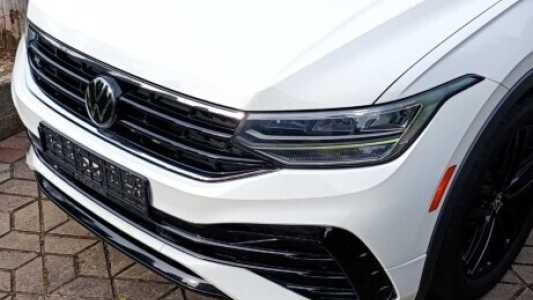 Volkswagen Tiguan Allspace II, 2021, пробег 99000 км Volkswagen Tiguan Allspace II, 2021, пробег 99000 км