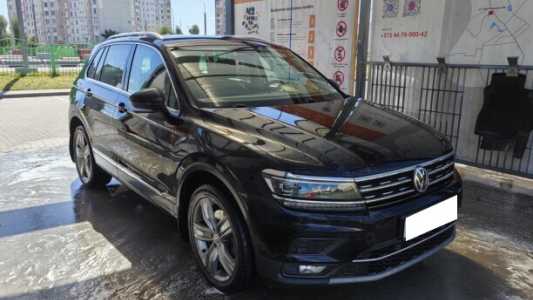 Volkswagen Tiguan II, 2017, пробег 180000 км